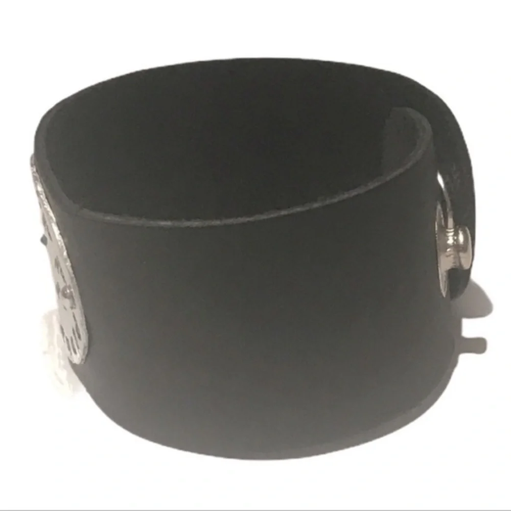 Handmade‎ stamped arctic mermaid Swarovski crystal metal 100% leather bracelet